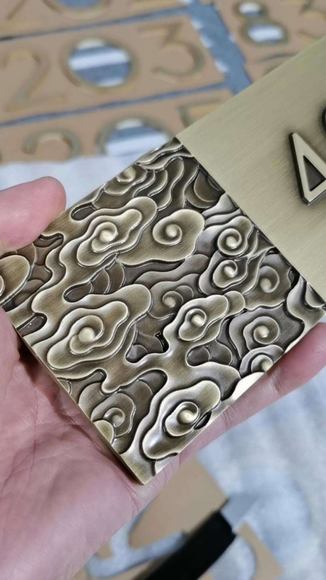黄铜浮雕标牌